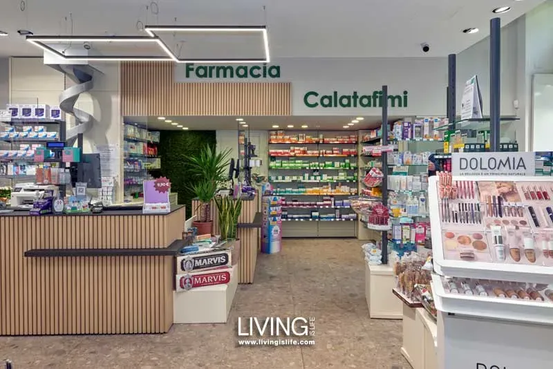Farmacia Calatafimi Milano, arredo farmacia moderno